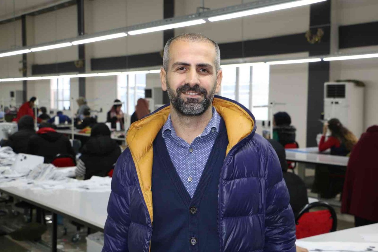 Diyarbakırlı öğrencilerden Ukraynalı askerlere uyku tulumu ihracatı