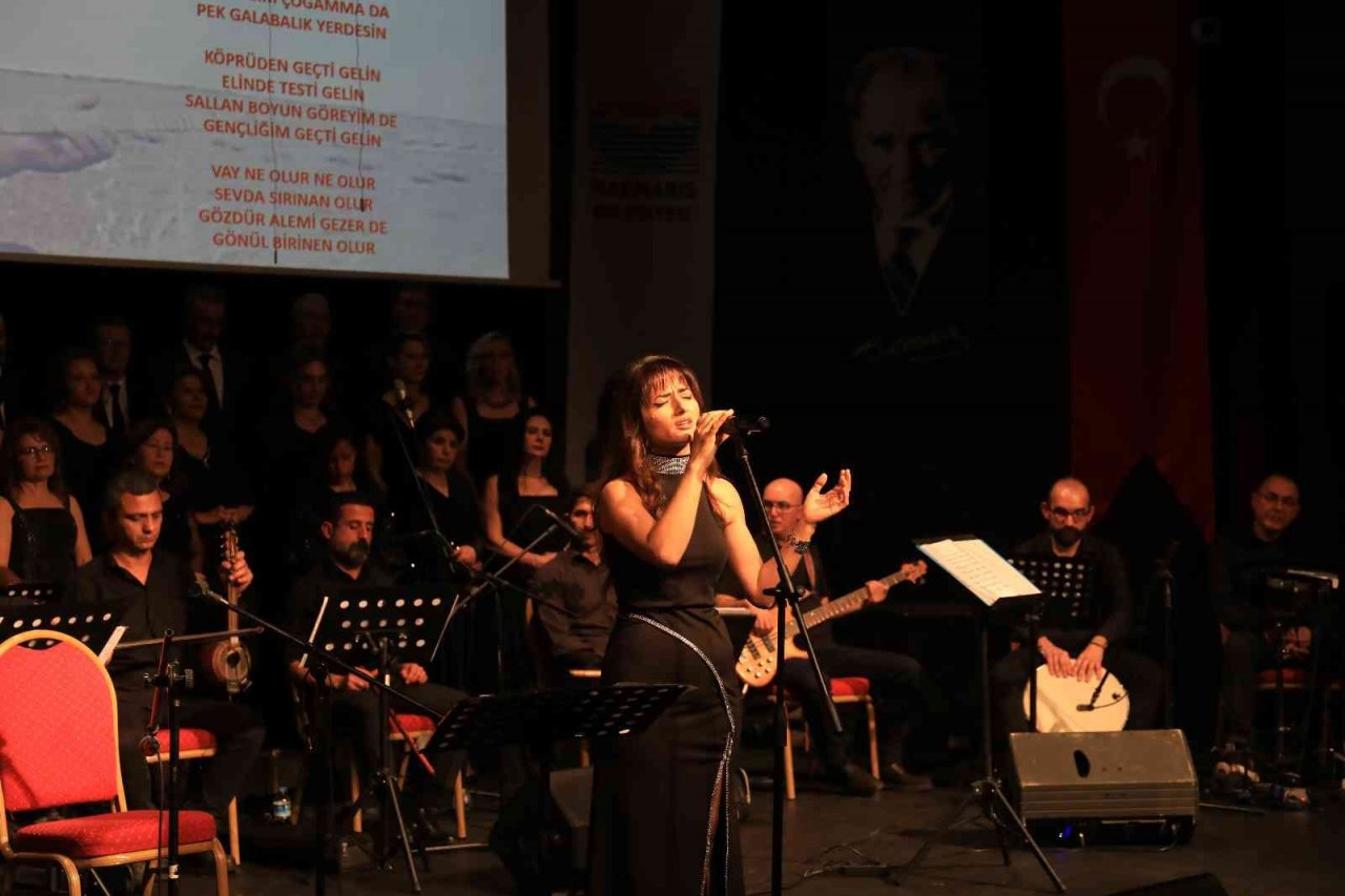 Neşet Ertaş Türküleriyle anıldı