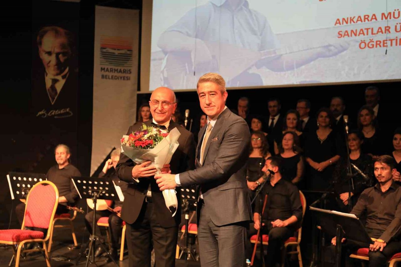 Neşet Ertaş Türküleriyle anıldı