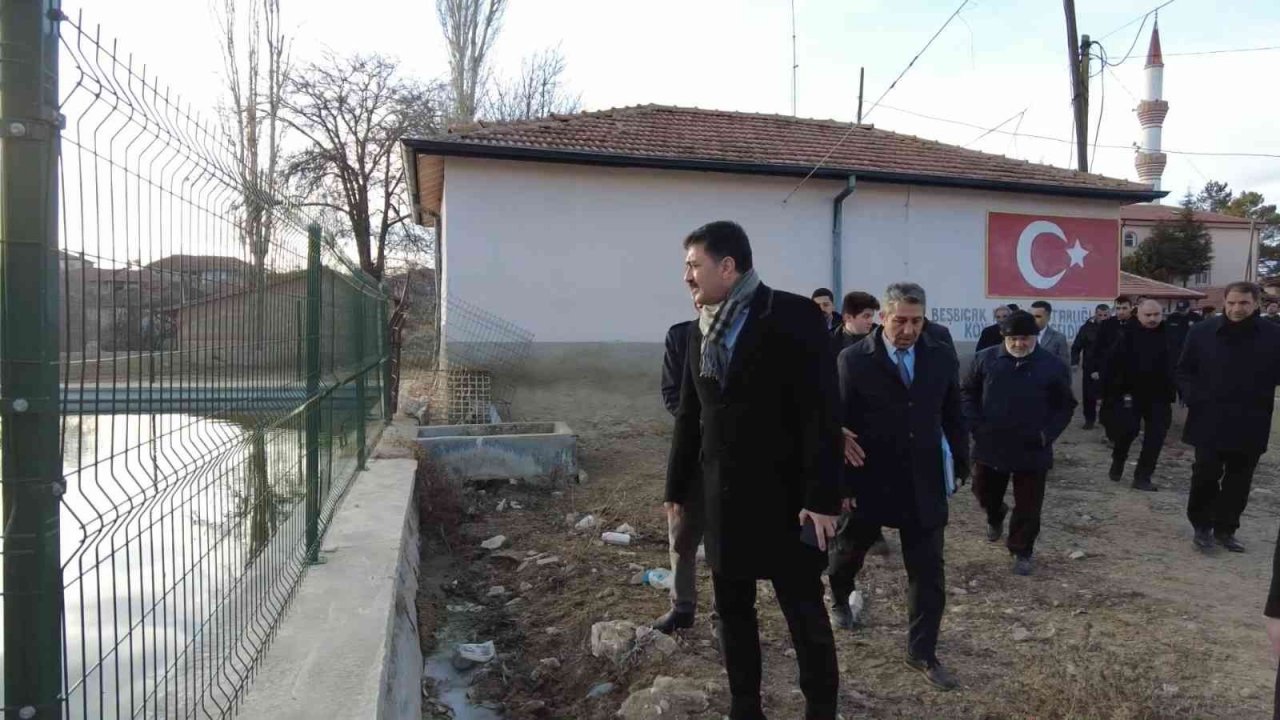 Tedirgin eden kuraklık: Vatandaşlar su kaynakları aramaya başladı