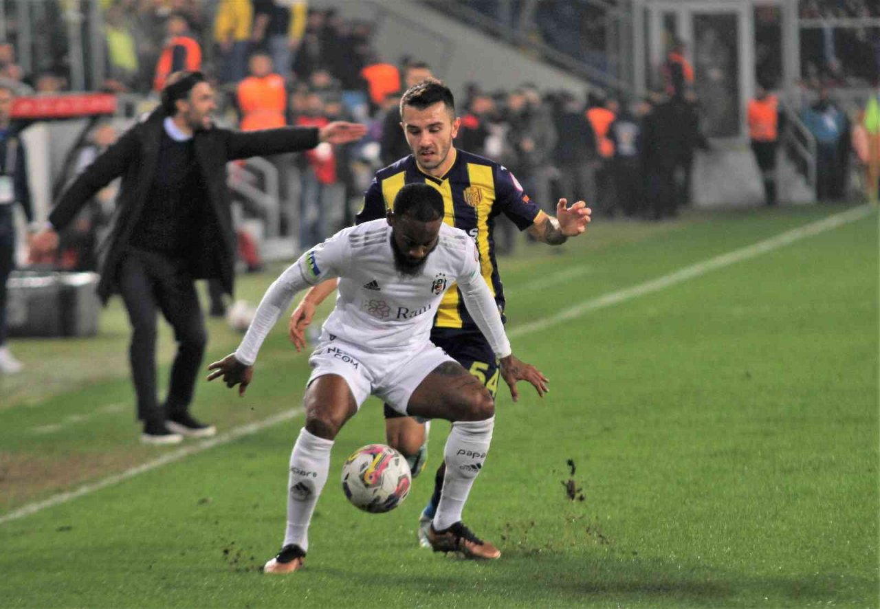 Ziraat Türkiye Kupası: MKE Ankaragücü: 1 - Beşiktaş: 0 (İlk yarı)