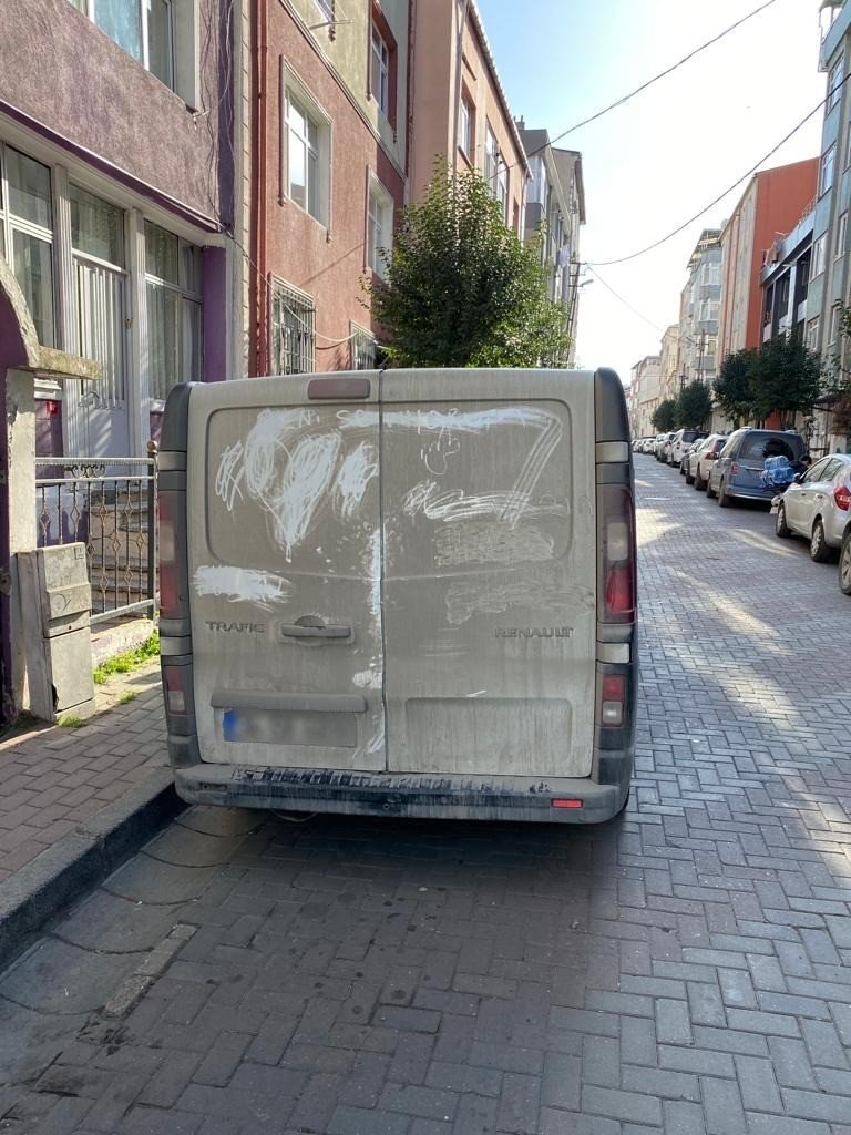 Başakşehir’de ambulansa yol vermeyen sürücü yakalandı