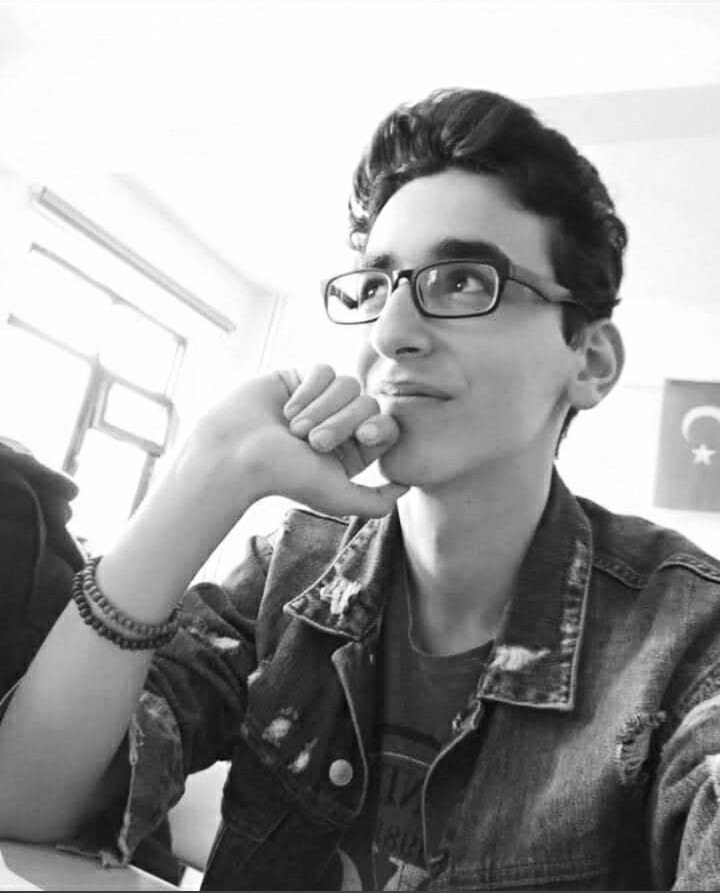 Oğluna çarpan sürücüye "katil" dediği için yargılanan anne beraat etti