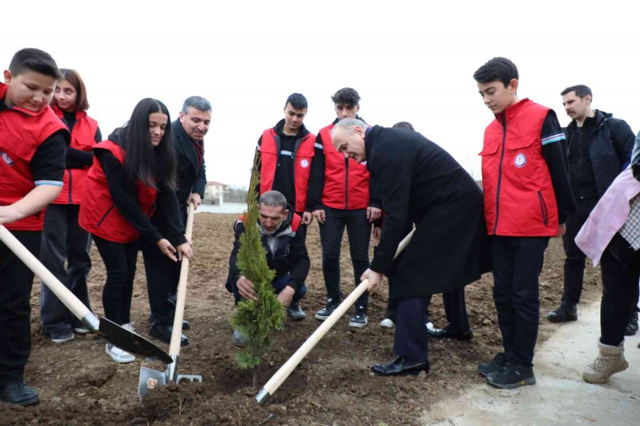 Tarım akademisi öğrencilerin eğitim merkezi haline gelecek