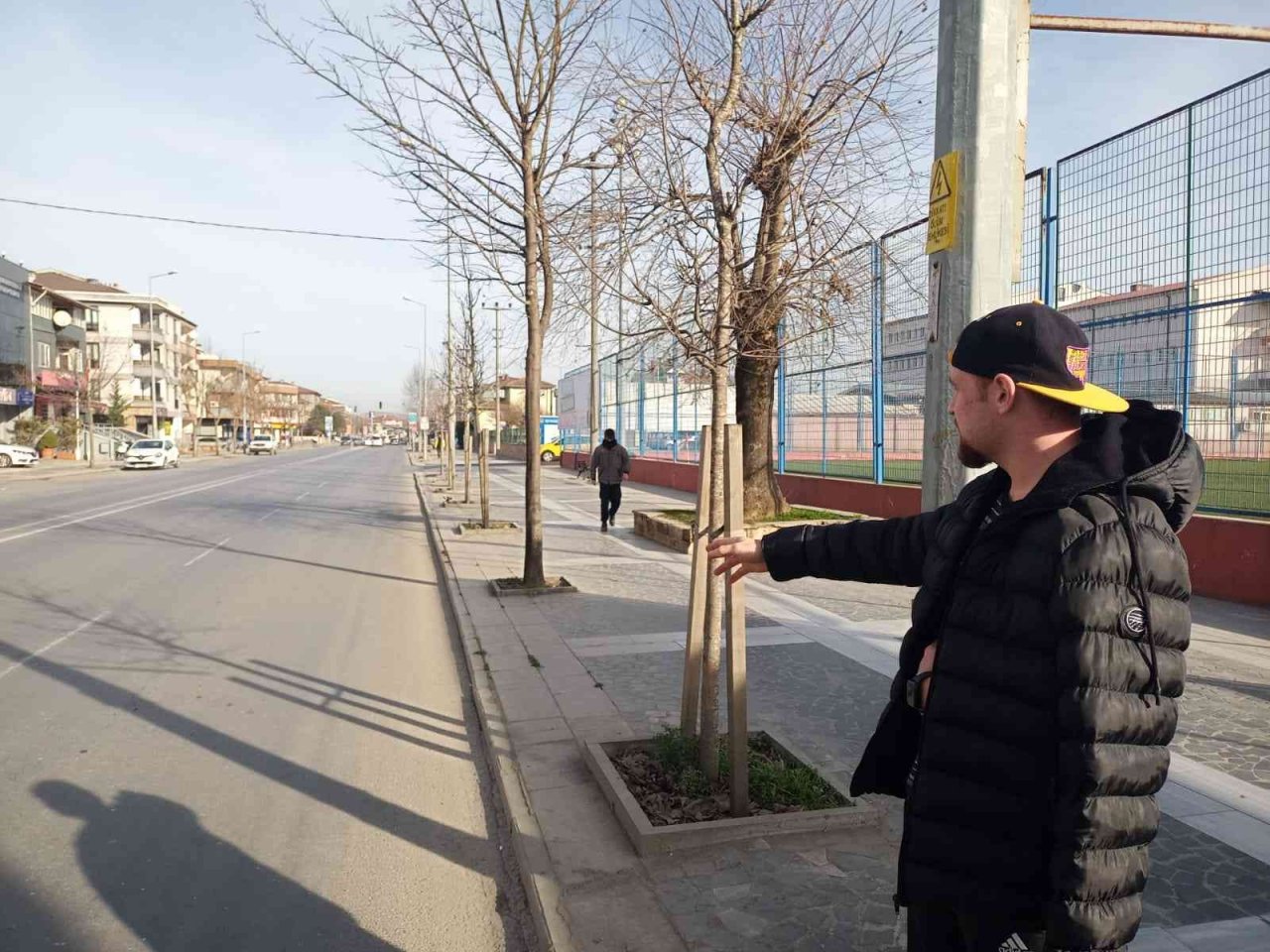 Direksiyon dersine yetişmeye çalışırken kazaya karıştı