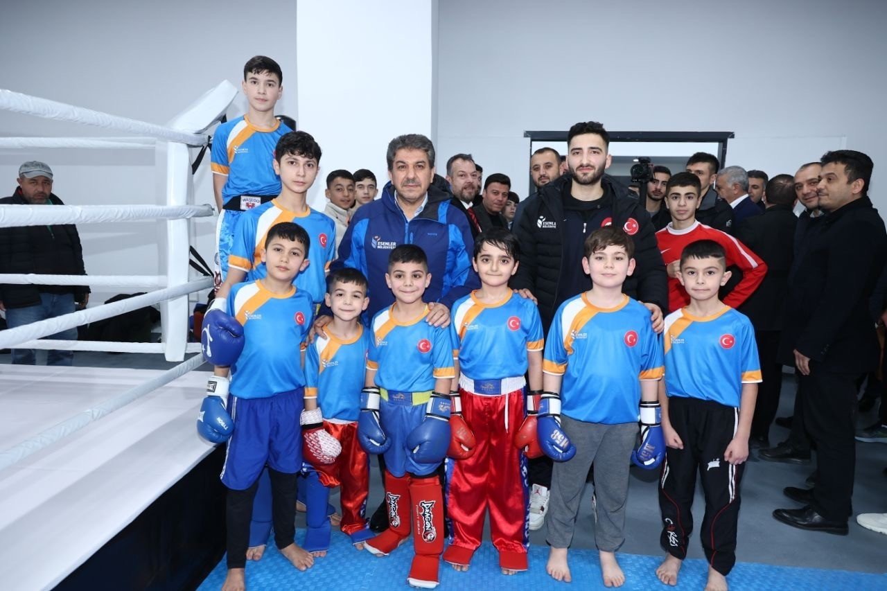 Esenler Belediyesi’nden 3 milyonluk spor desteği