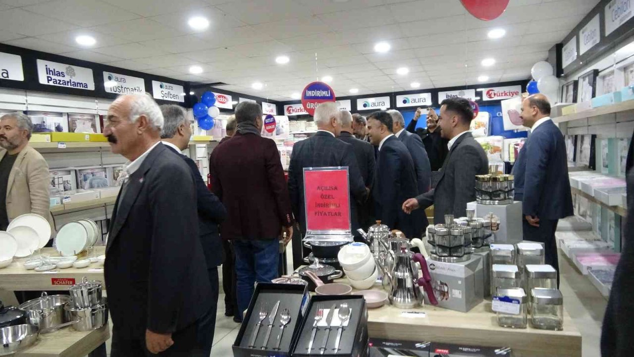 İhlas Mağazası’nın 162’nci şubesi Kozan’da açıldı