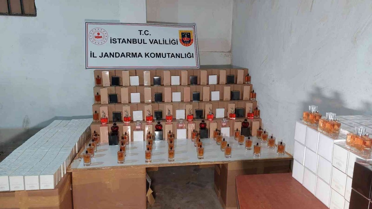 İstanbul’da piyasa değeri 5 milyon 690 bin TL olan sahte parfüm ele geçirildi