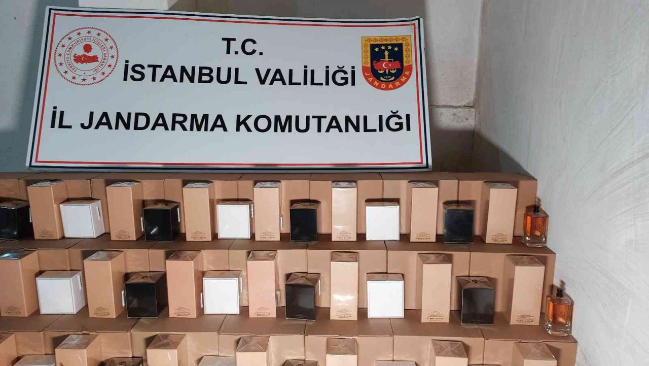 İstanbul’da piyasa değeri 5 milyon 690 bin TL olan sahte parfüm ele geçirildi