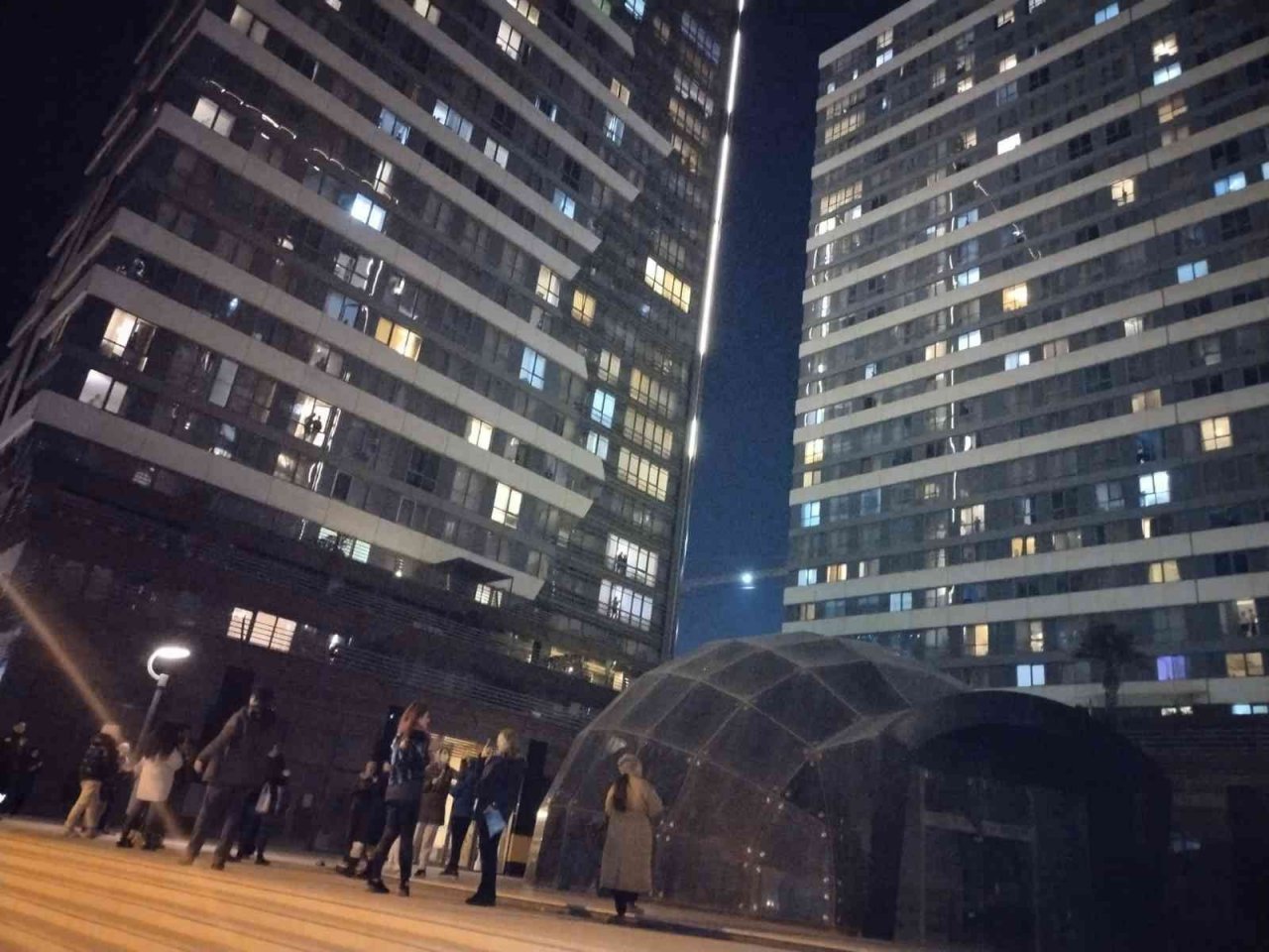 Kadıköy Broklyn Park Sitesi’nde aidat protestosu üçüncü gününde de devam ediyor