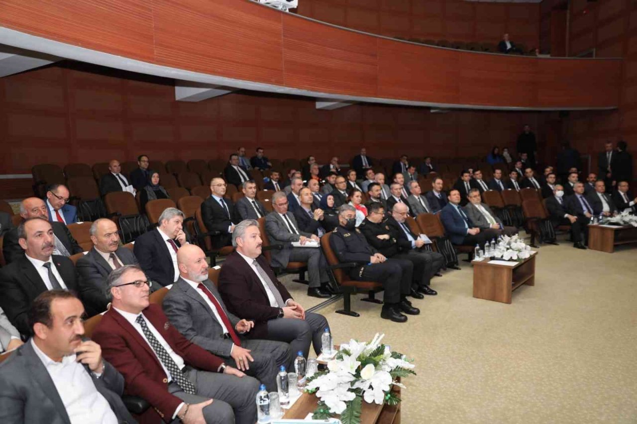2023 Yılı İlk İl Koordinasyon Kurulu Toplantısı Vali Çiçek Başkanlığında Gerçekleştirildi