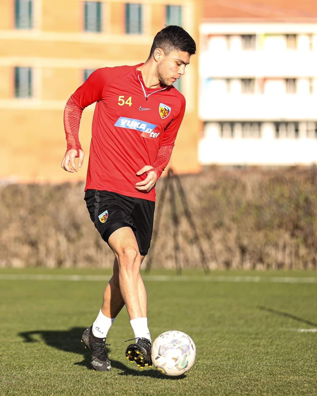 Kayserispor, Beşiktaş’a bileniyor