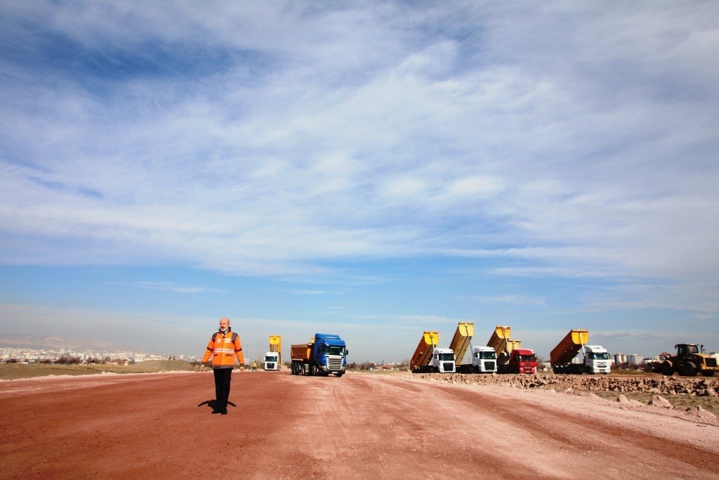 Başkan Çolakbayrakdar; “Kayseri’mize, can damarı olacak yeni bulvar kazandırıyoruz”