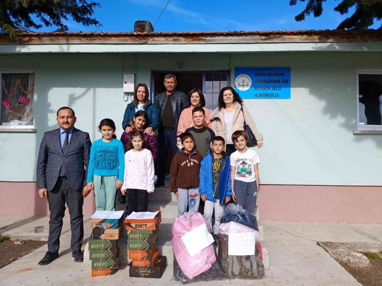 Başkan Ergün’den öğrencilere karne hediyesi