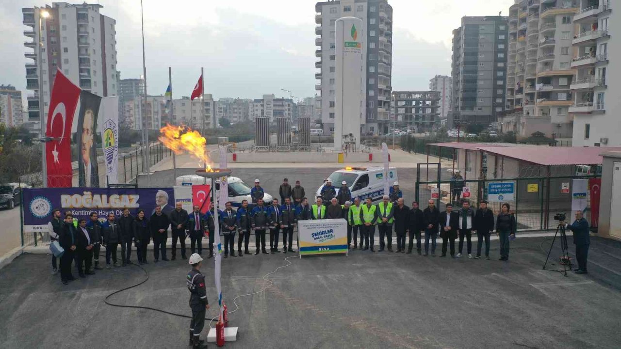 Tarım ve turizm merkezi Erdemli doğalgaza kavuştu