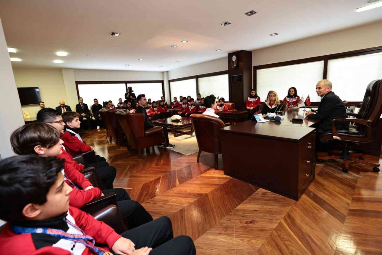 Denizlili madalya avcılarından büyük başarı