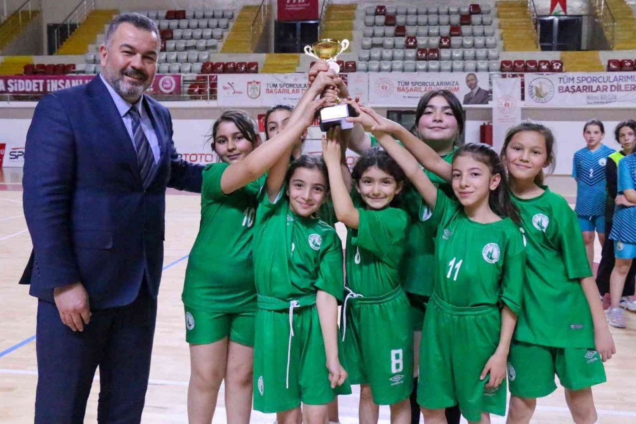 Sivas Belediyespor şampiyon oldu