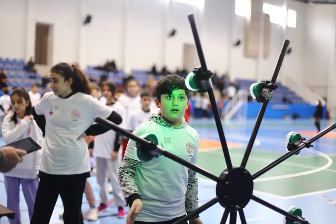 Yetenek taraması için spor malzemeleri dağıtılacak