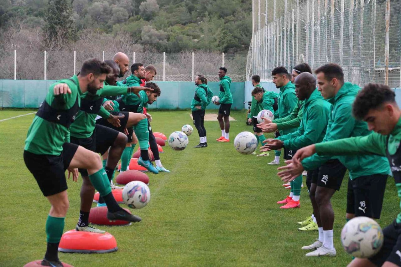 İsmet Taşdemir: "Parolamız; kazanamadıysak da yenilmeyelim"
