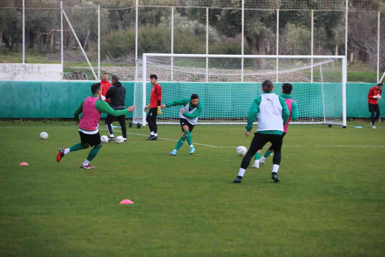 İsmet Taşdemir: "Parolamız; kazanamadıysak da yenilmeyelim"