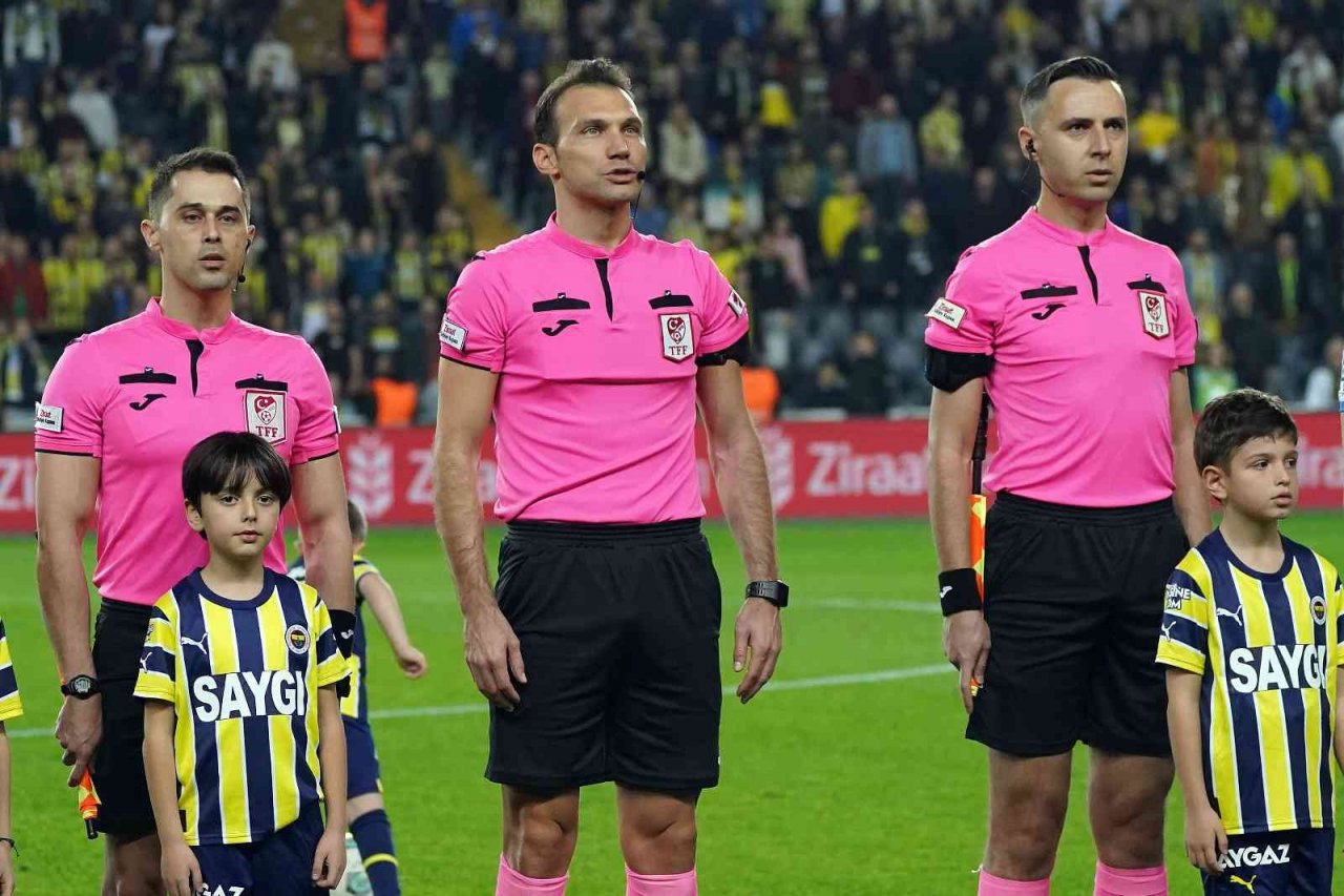 Ziraat Türkiye Kupası: Fenerbahçe: 1 - Çaykur Rizespor: 1 (İlk yarı)