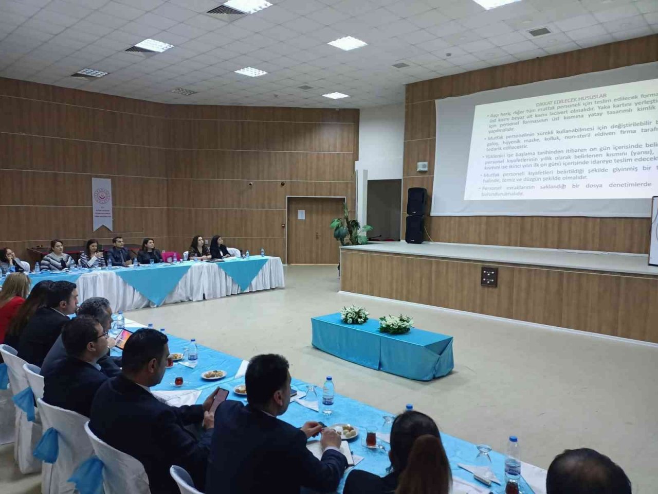 Aydın Aile ve Sosyal Hizmetler İl Müdürlüğü 2023 yılı ilk değerlendirme toplantısını gerçekleştirdi