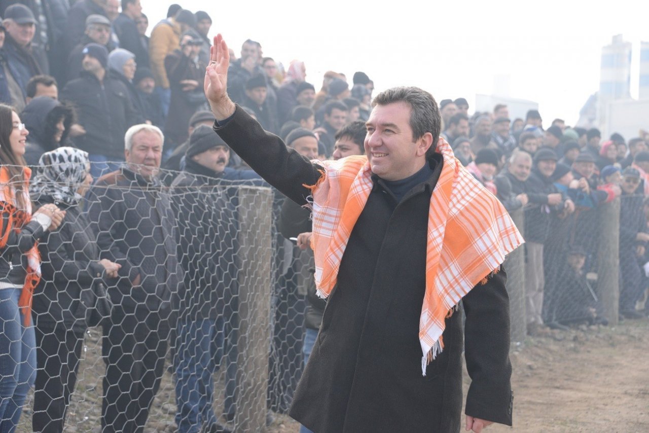 Bergama Deve Güreşleri için geri sayım başladı