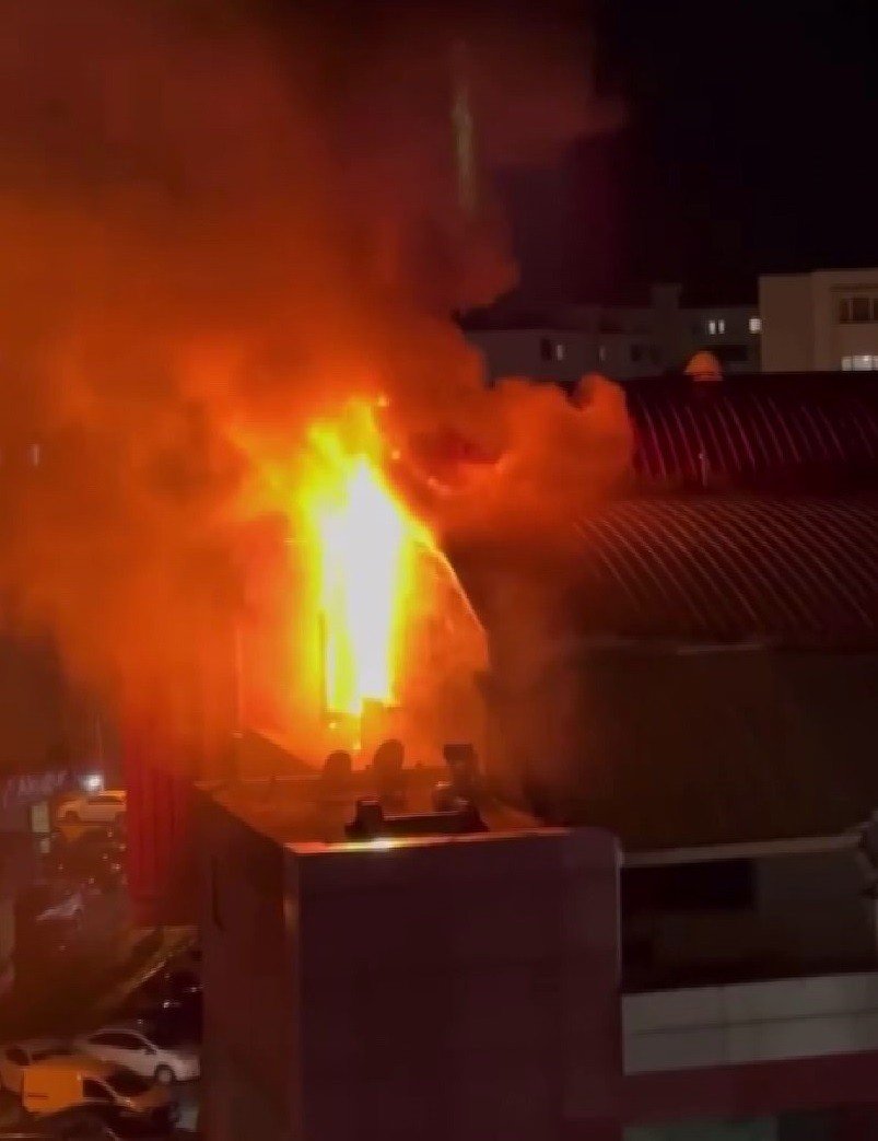 Alışveriş Merkezi’nde yangın