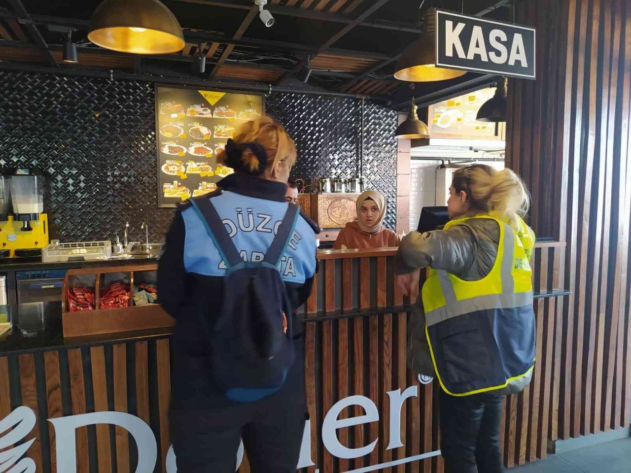 Atık yağı dökenler yandı