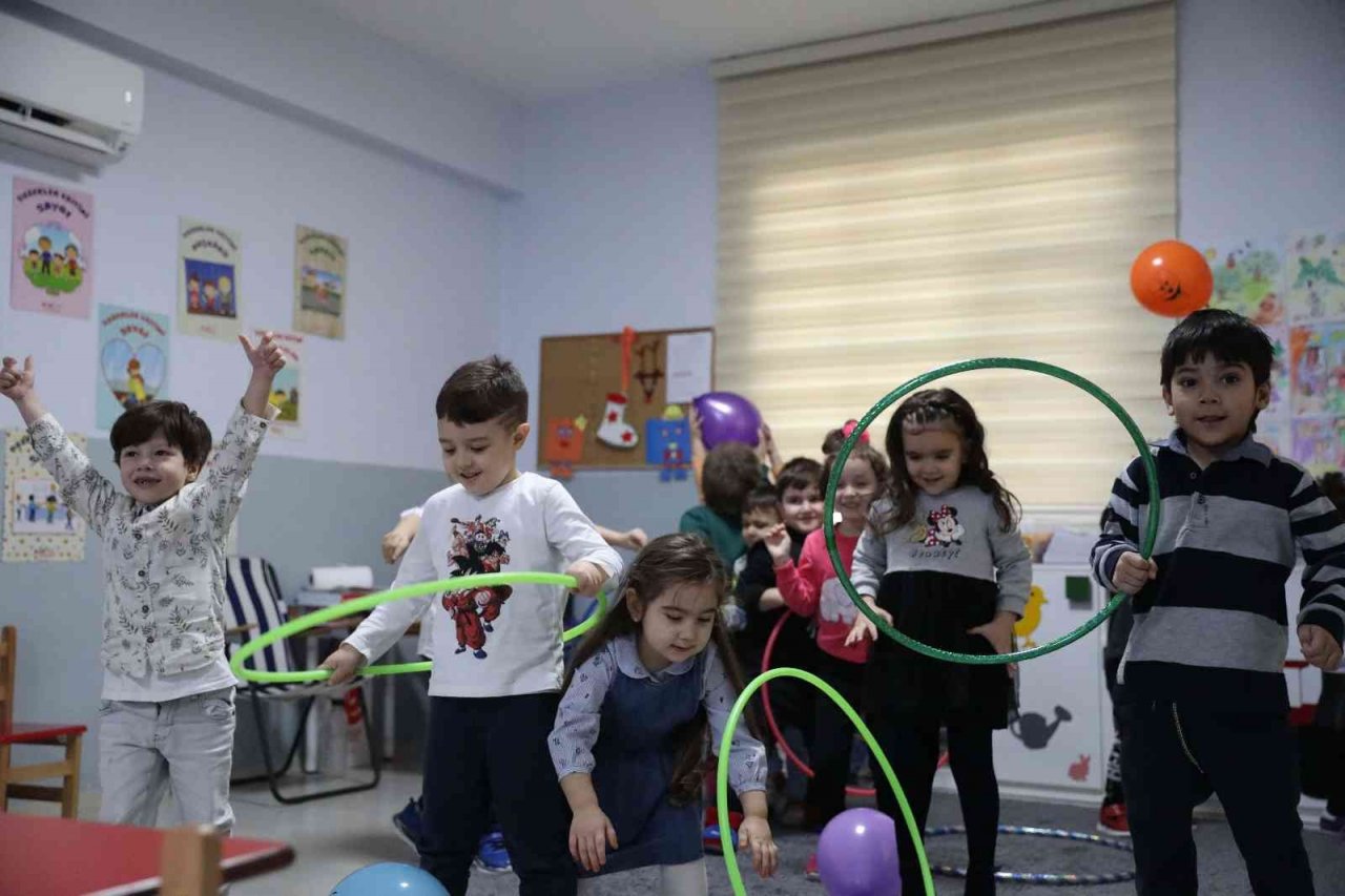 Efeler’in Gündüz Bakımevlerinde karne heyecanı