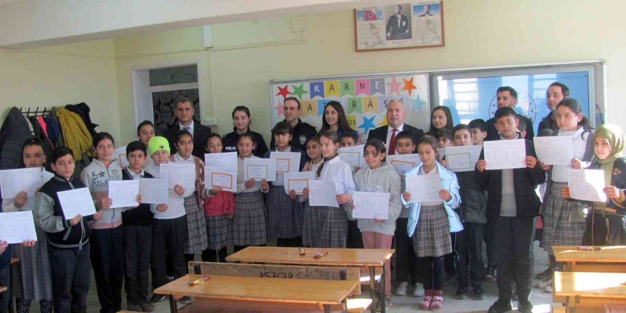 Araban’da 8 bin öğrenci karne aldı