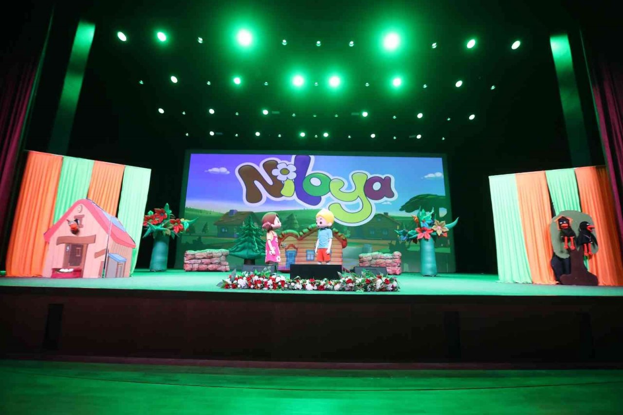 Karne alan öğrenciler için çocuk şenliği