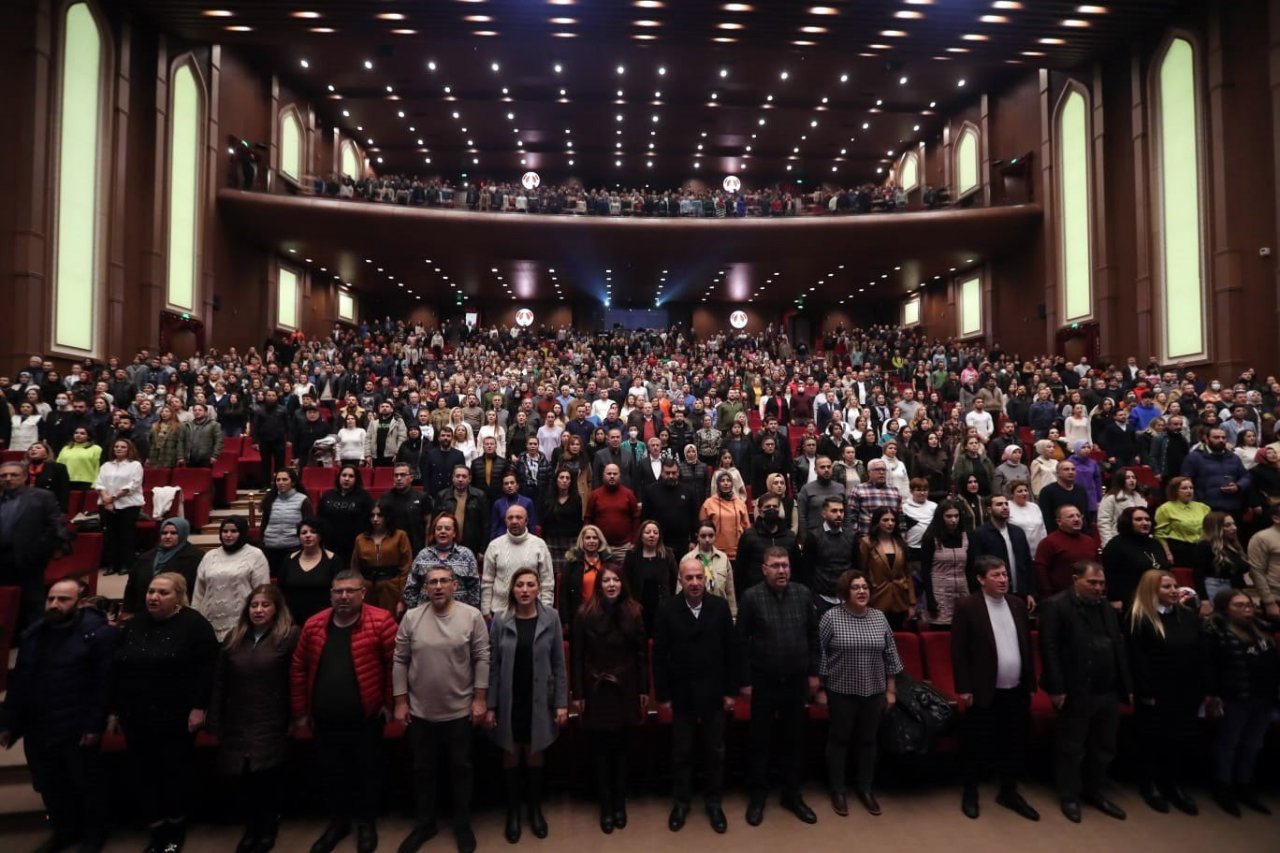 Haluk Levent Gaziantep’te ücretsiz sahne aldı