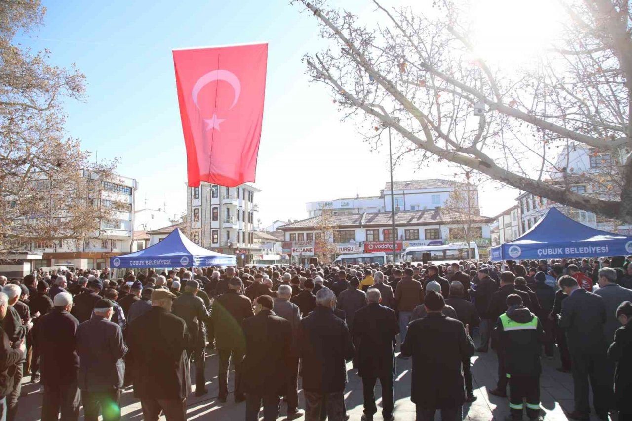 Başkentliler hem yağmur hem de kar duasına çıktı