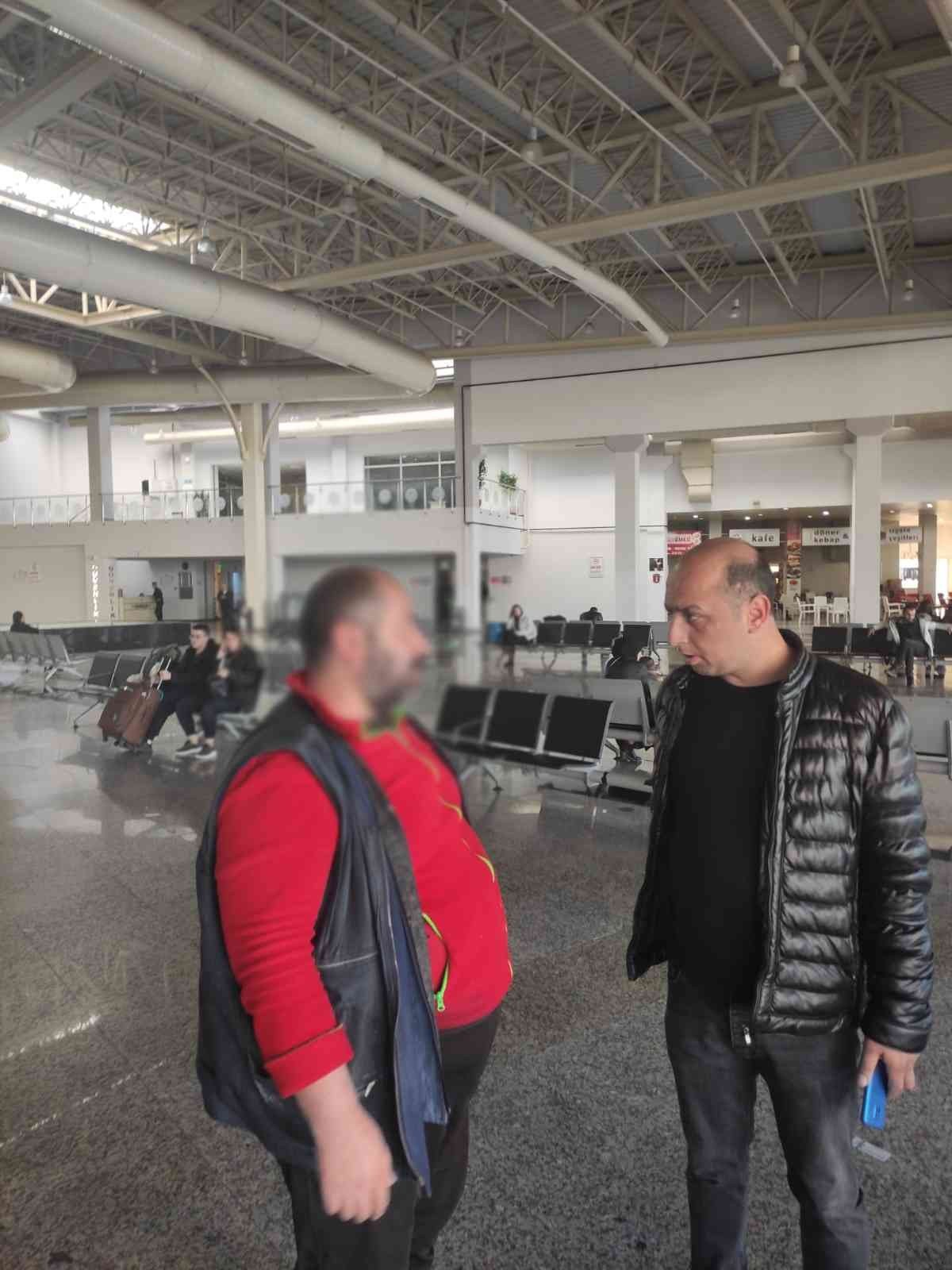 Büyükşehir Zabıtası dilencilere göz açtırmıyor