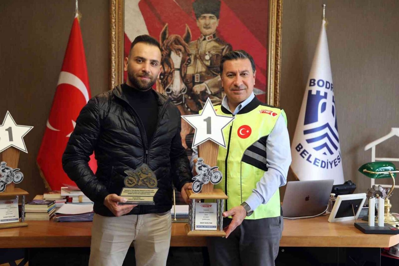 Şampiyonluk kupaları Bodrum’a geldi