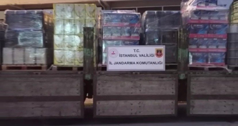 Jandarma’dan kaçak motor yağı operasyonu: 70 bin litre ele geçirildi