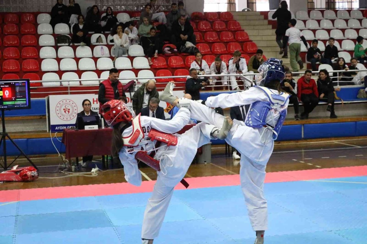 Demir ayakların mücadelesi nefes kesti