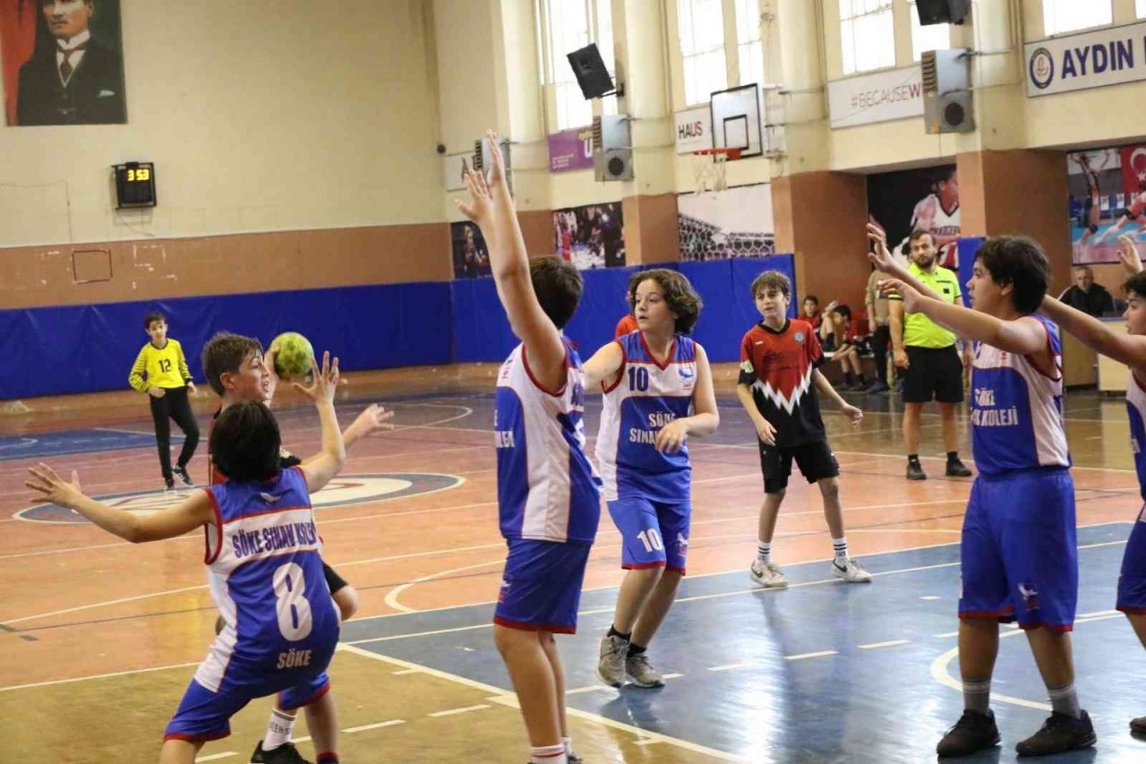 Aydın’da hentbolun yıldızları belli oldu