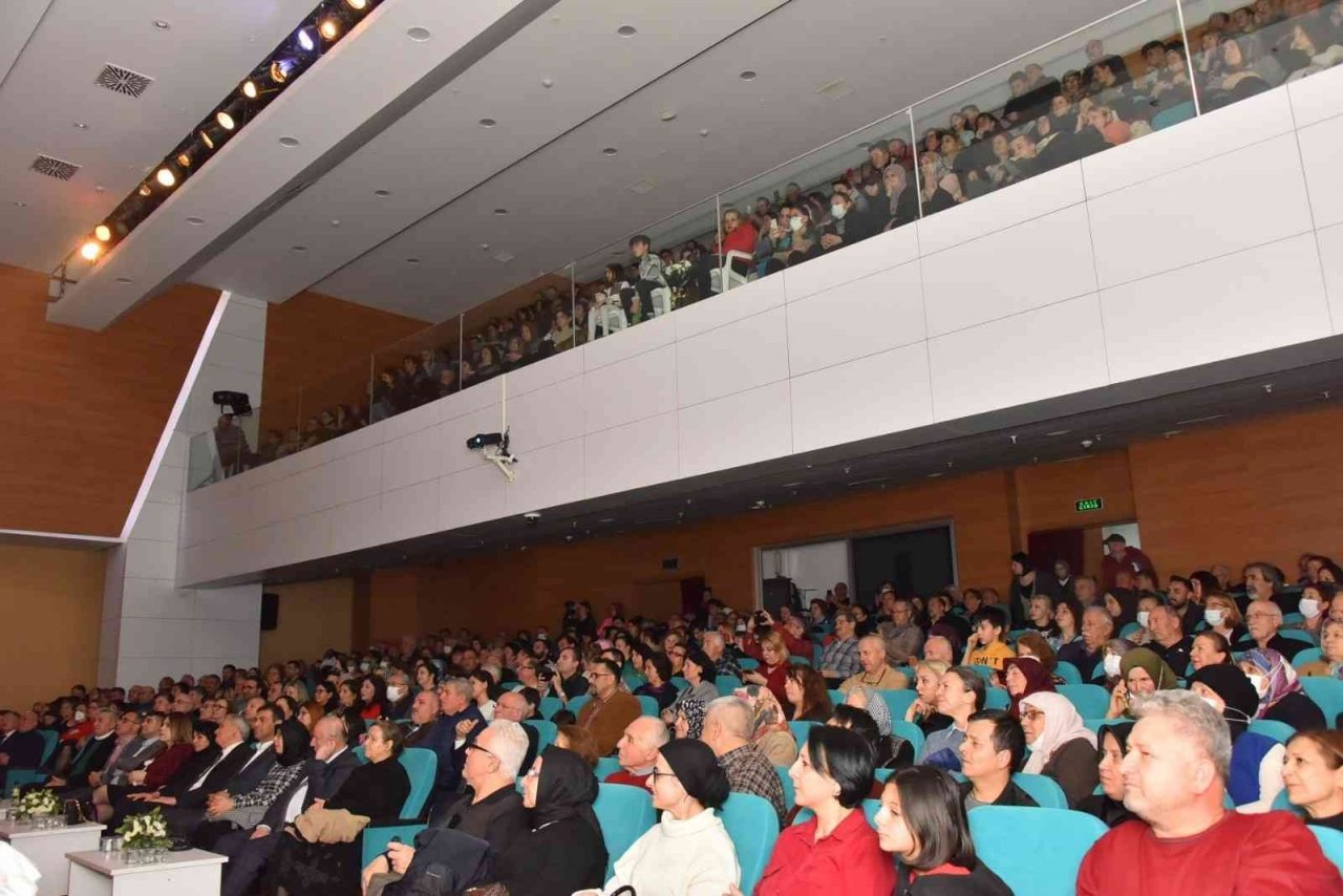 Bozüyük Belediyesi TSM Korosundan muhteşem konser