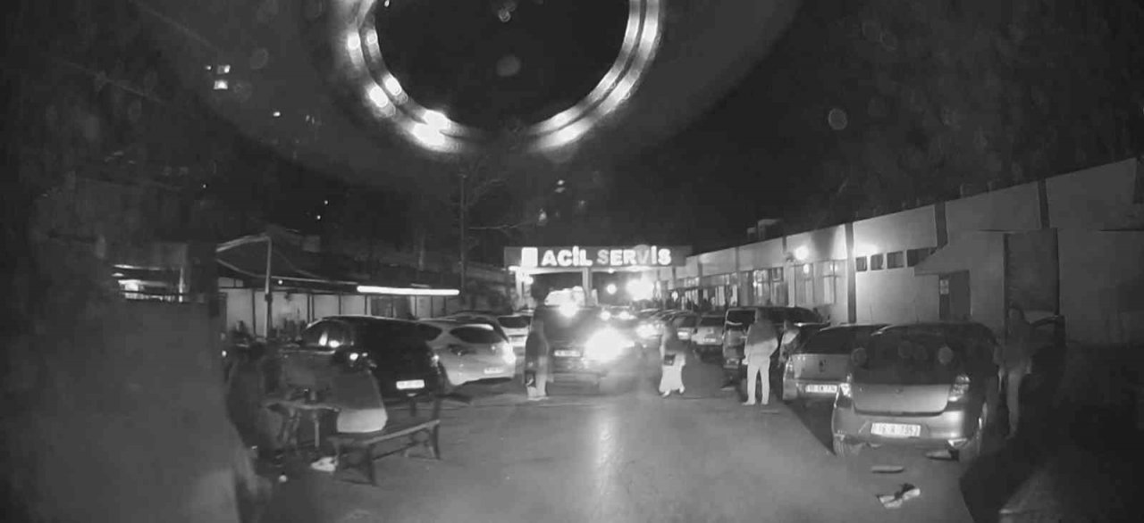 Yolcu rahatsızlandı, otobüsü acile böyle çekti