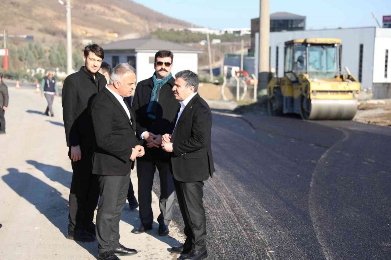 Gümüşova OSB yolu asfaltlandı