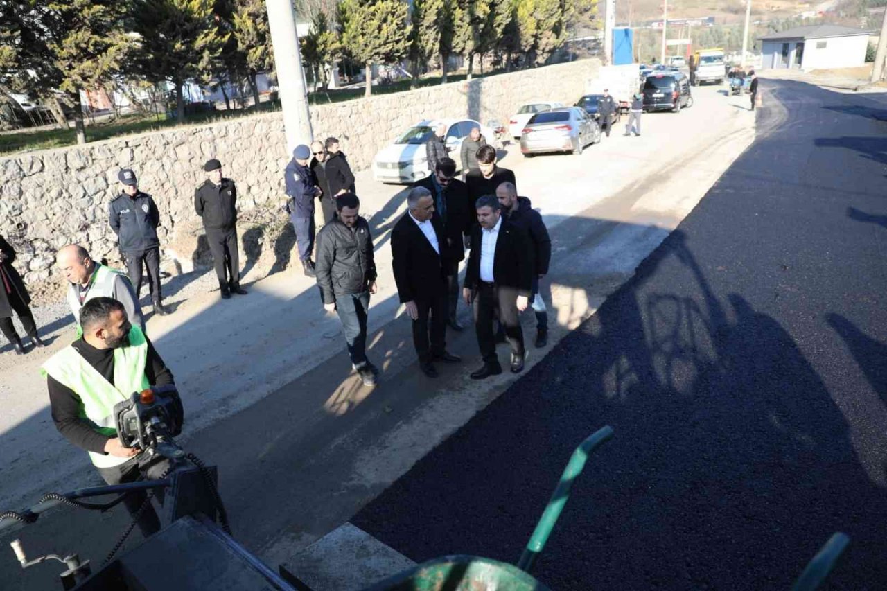 Gümüşova OSB yolu asfaltlandı