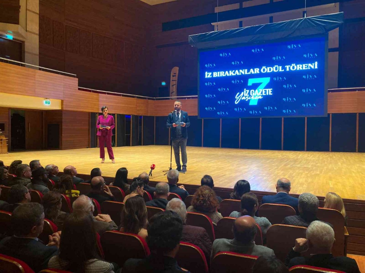 İz Gazete 7. yaşını kutladı