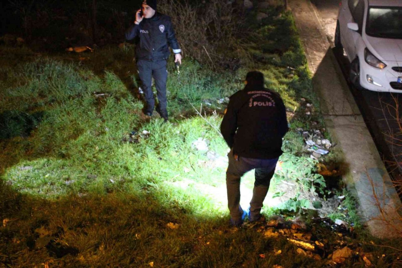 Bilgisayar oyunu oynarken vurulan genç hayatını kaybetti