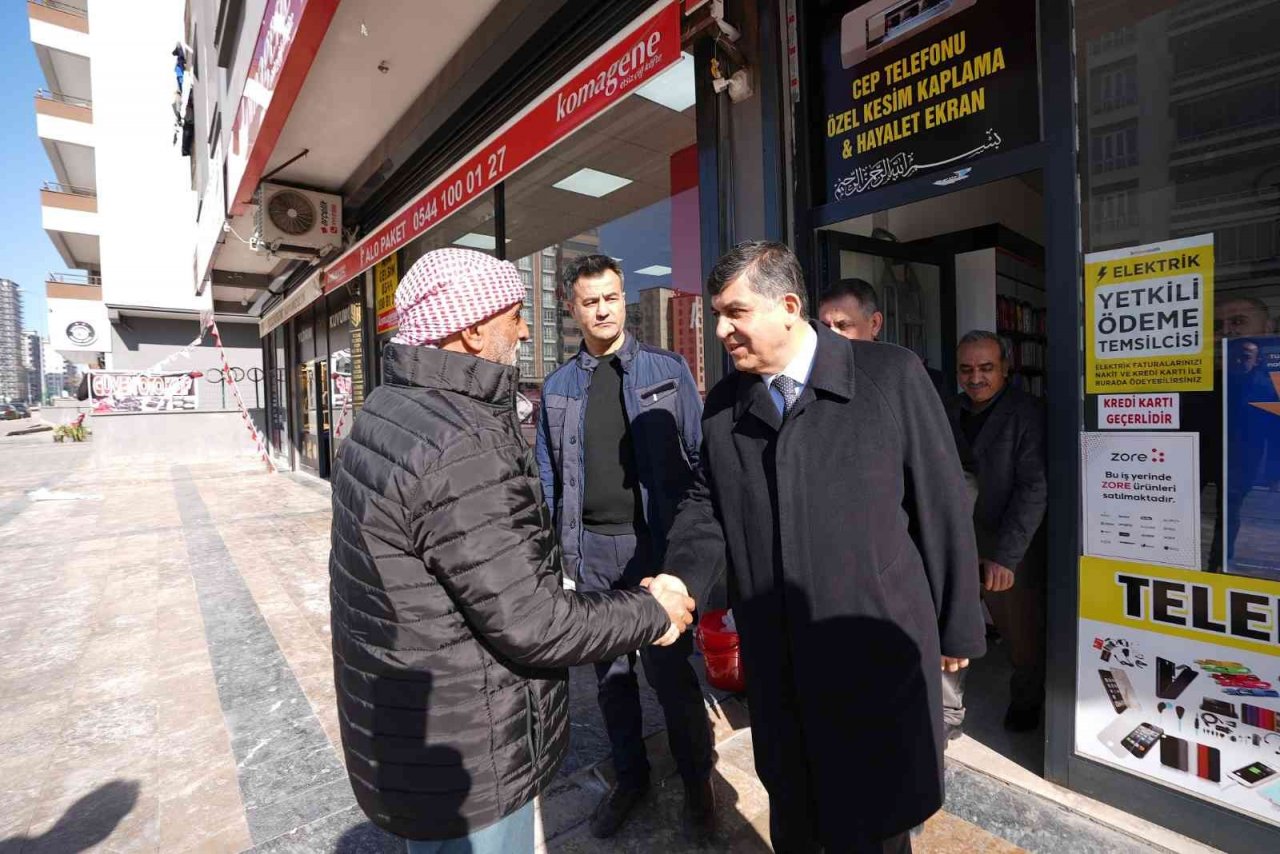 Fadıloğlu ile Koçer, esnafı projeleri inceledi