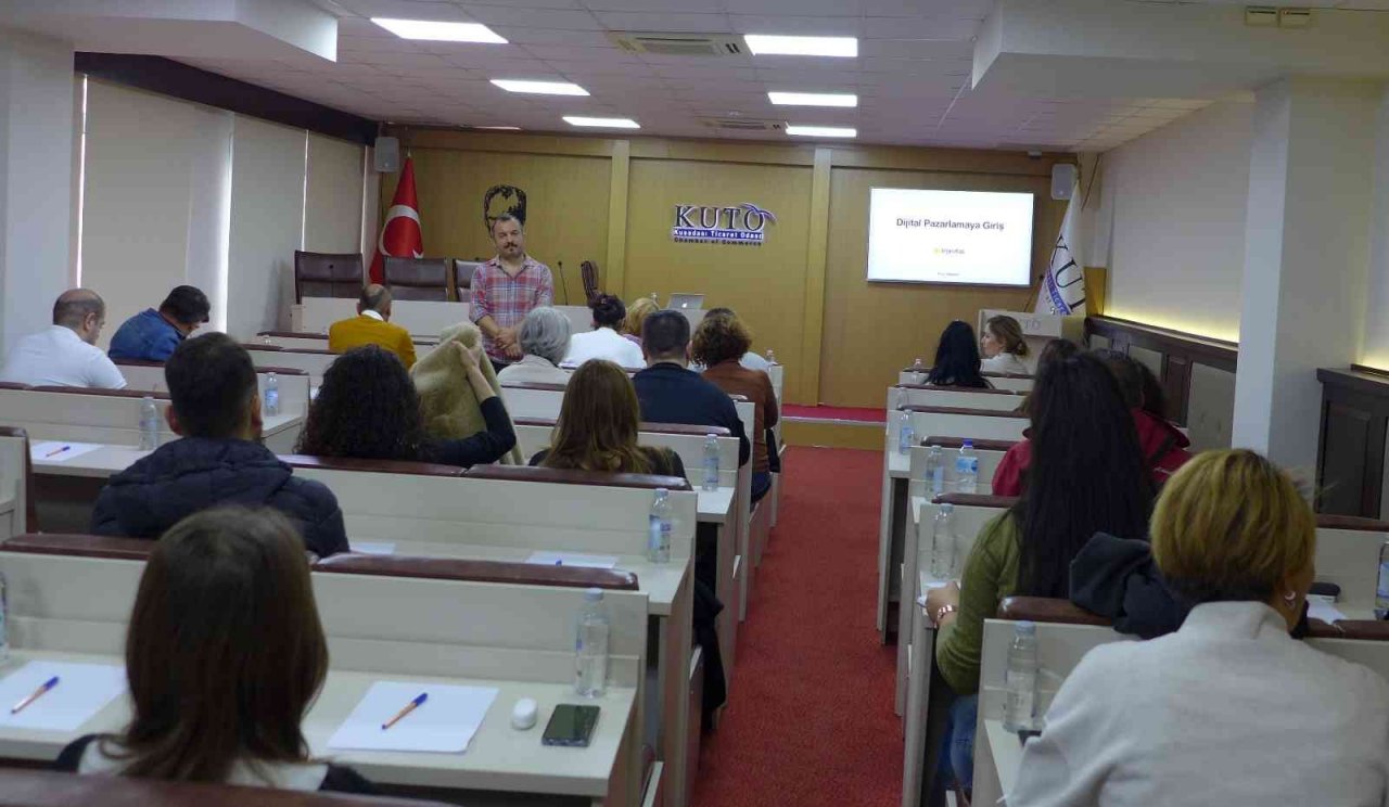 Kuşadası Ticaret Odası’nın eğitimine yoğun ilgi