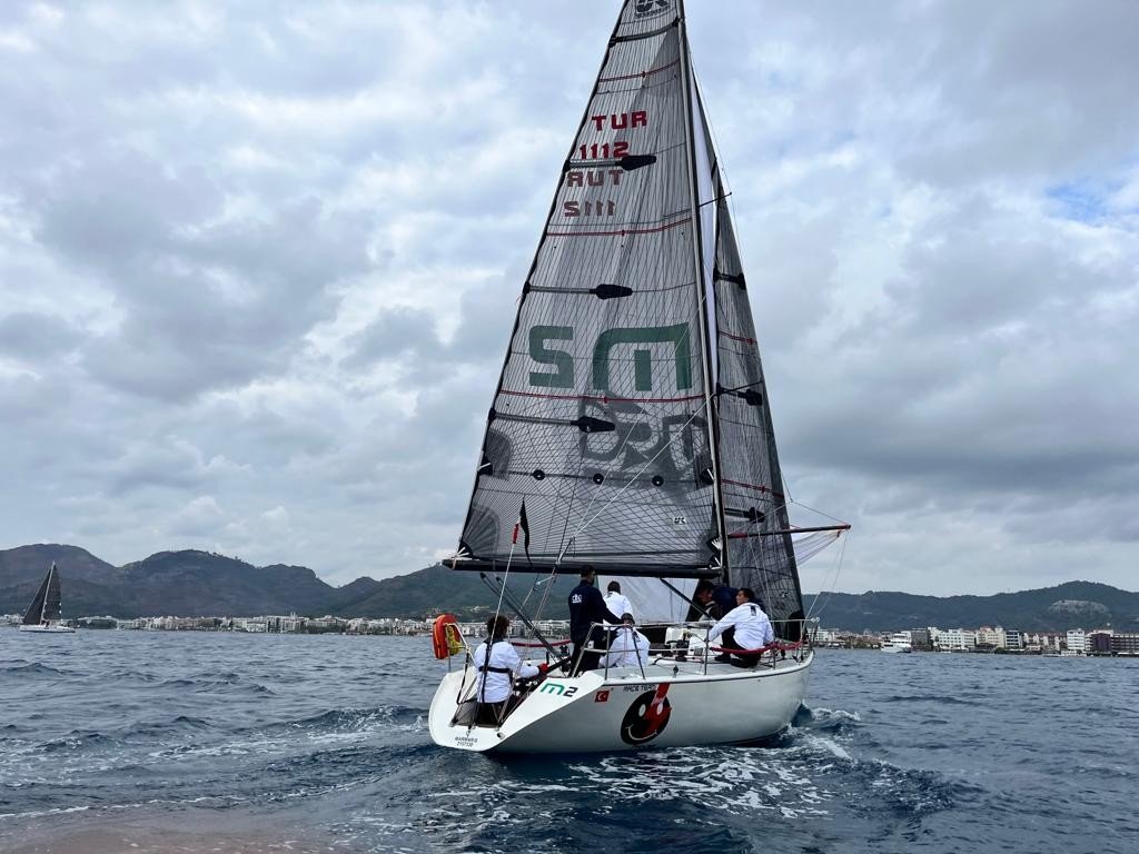 Marmaris’te yat yarışlarının ilk günü tamamlandı