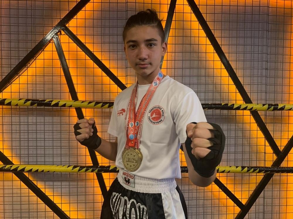 Kick Boks Türkiye Şampiyonasına katılacak 19 sporcunun hedefi milli takıma girmek