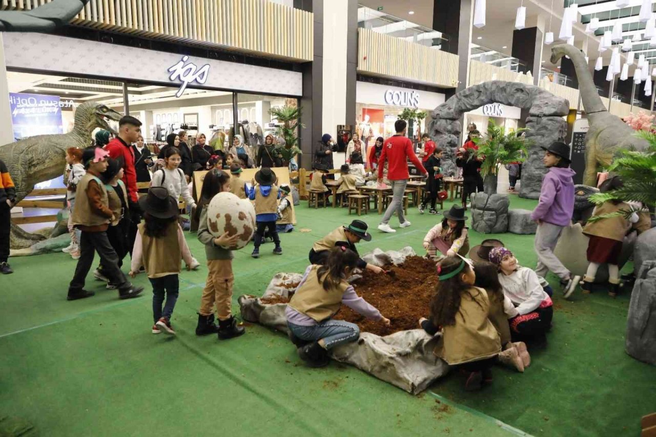 Çocuklar KUMSMALL’da ço mutlu